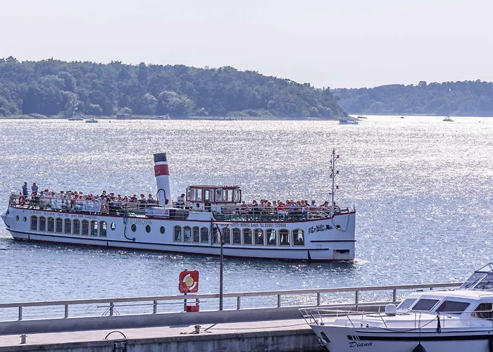 Lilie Mit Balkon In Einer Geschmackvoll Sanierten Backsteinmuehle